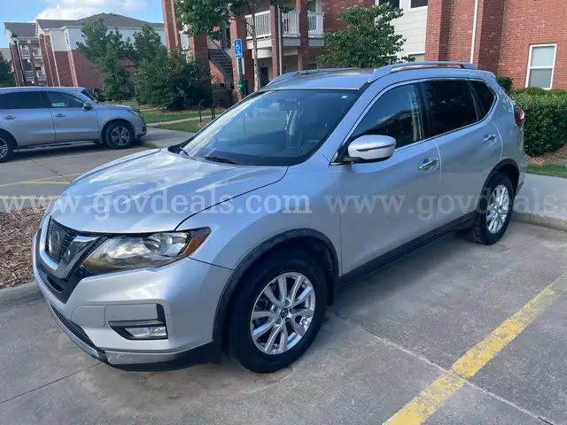 2017 Nissan Rogue SV 2WD