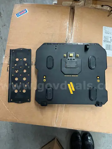 Lot of Dell 401 Havis Docks and Plates