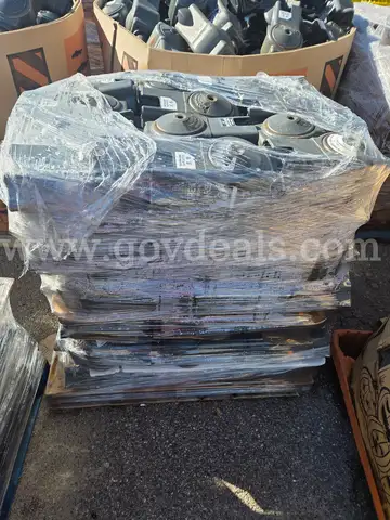 A lot of approx 84 Parking Housing Units