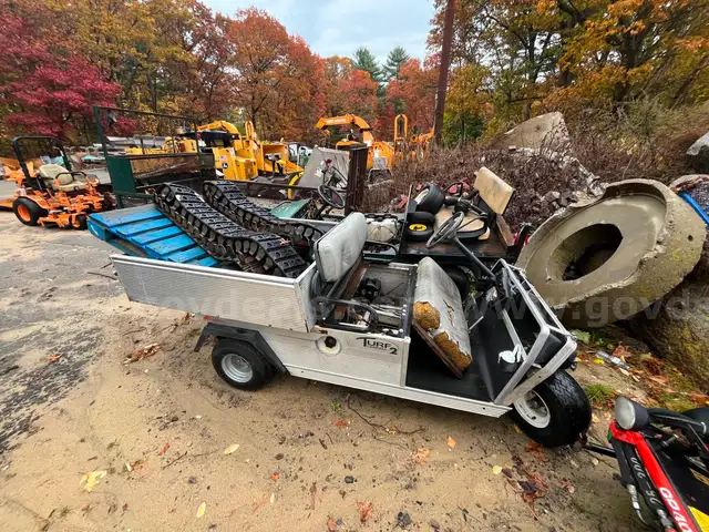 Club Car Turf Carryall 2