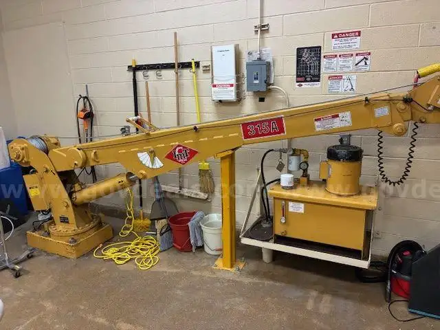 IMT Truck Crane Boom, Telescoping Full Hydraulic Floor Mount, Model 315-A