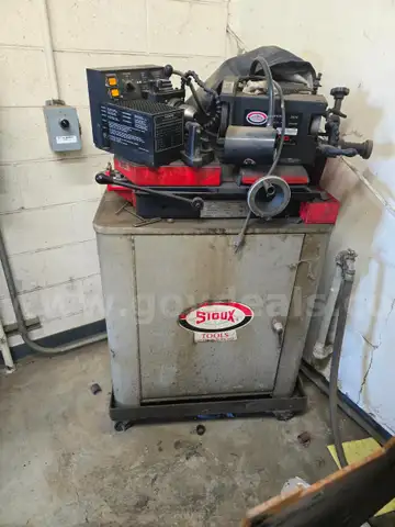 Sioux 2075 Valve Seat Carbide Cutter/Grinder Machine