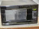 4 Microwave Ovens