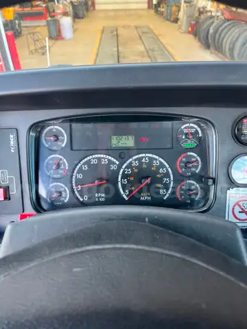 2011 Freightliner M2 112