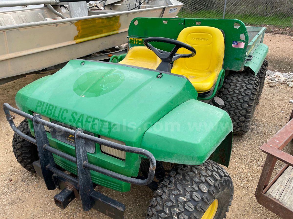 2000 John Deere Gator | GovDeals