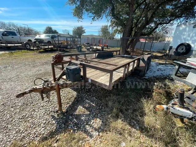 2002 Top Hat Utility Trailer