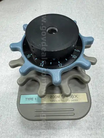 Microform reader lens