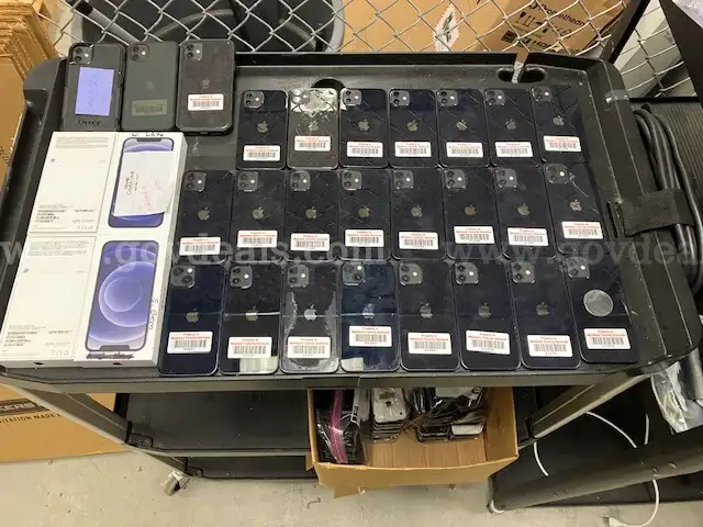 60 - Used iPhones