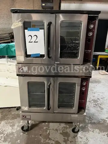 Southbend double oven.