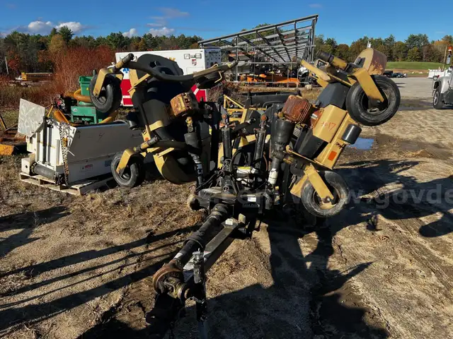 Land PrideBattwing Mower