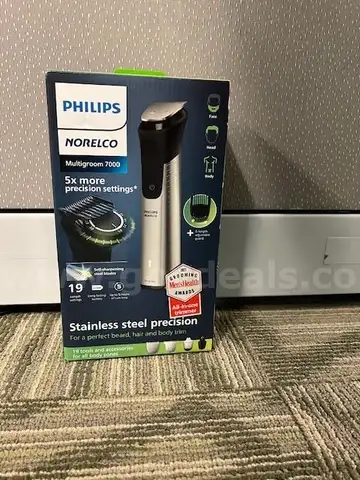 Philips Norelco Multigroom 7000