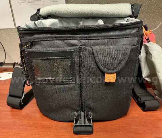 Lowepro Soft Camera Case