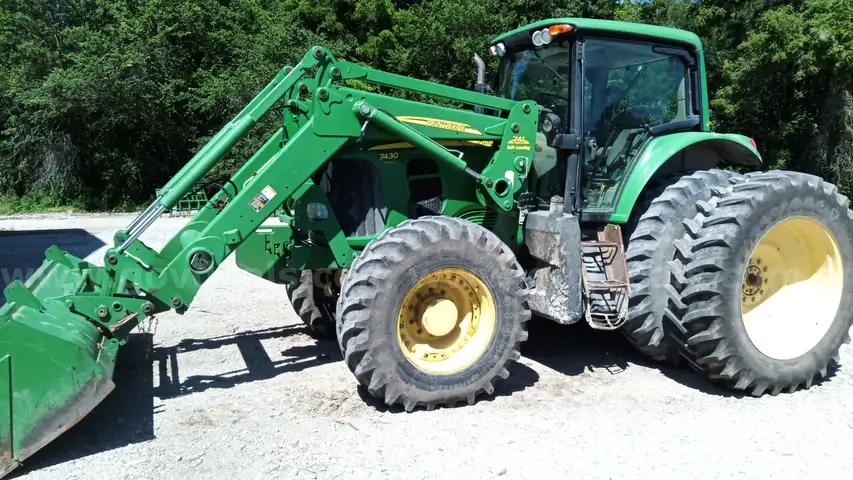 2011 John Deere 7430 Tractor