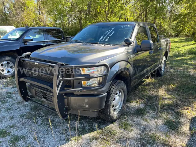 2017 Ford F-150 XL SuperCrew 5.5-ft. Bed 4WD