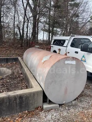 Empty Fuel Tank 10x4 1000 gallon