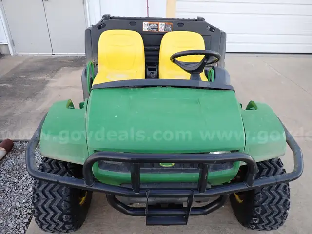 John Deere Gator 6X4 UTV