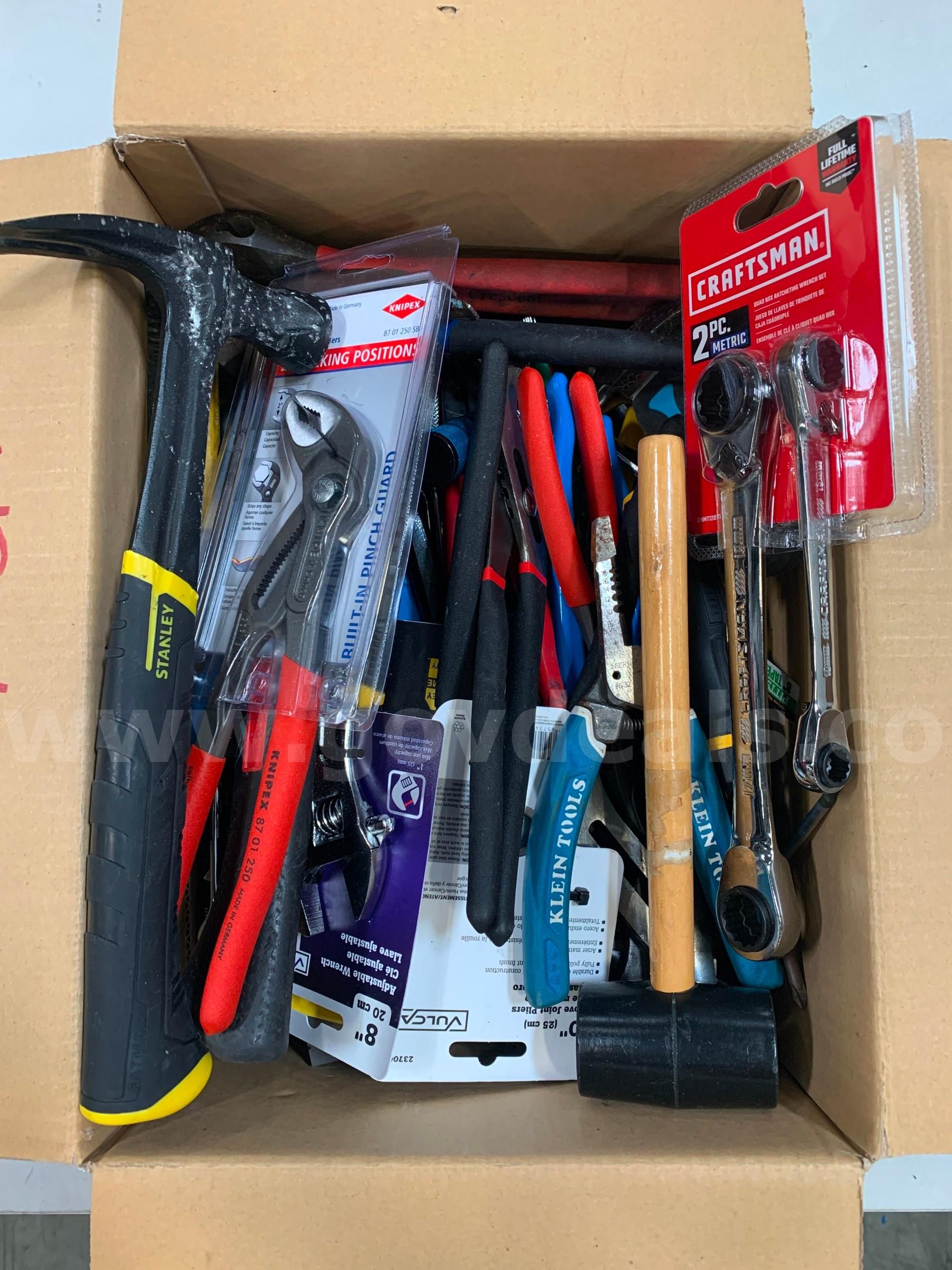 Box of Tools | AllSurplus
