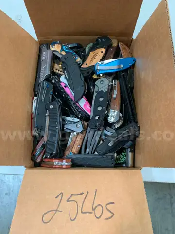 Box of Folding Knives