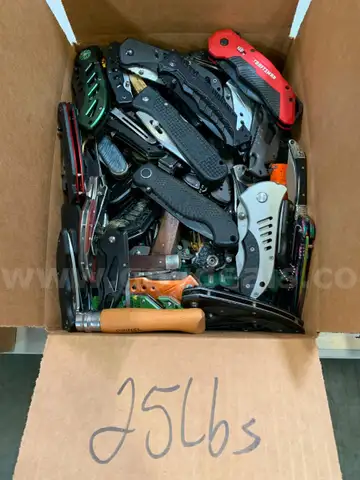 Box of Folding Knives