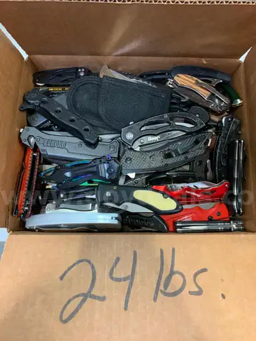 Box of Folding Knives