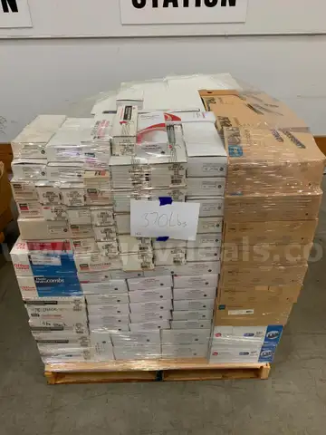 Pallet of Plastic Binding Combs