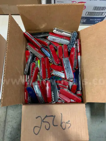 Box of Folding Knives