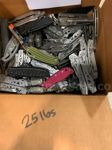 Box of Folding Knives