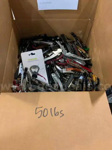 Box of Wine Bottle Openers/Corkscrews