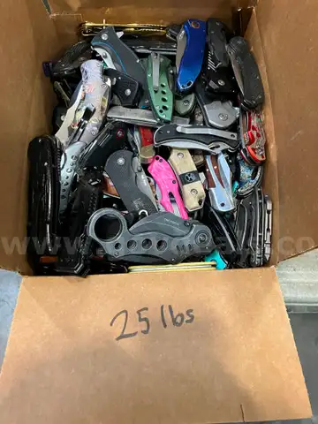 Box of Folding Knives