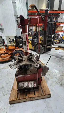 HEAVY DUTY TRUCK TIRE CHANGER (CAR)