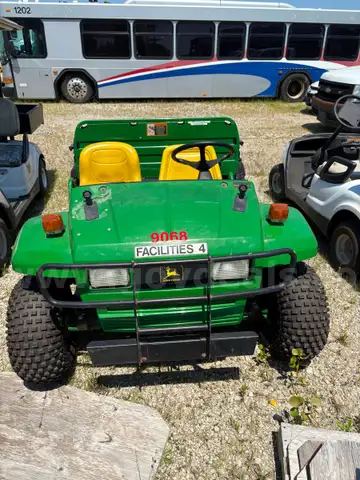 John Deere Gator