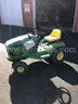 John Deere LT133