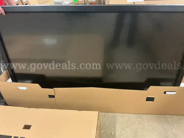 65&#x22; Plus Series 5th Gen SmartBoard #3