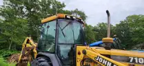 JOHN DEERE 710 BACKHOE