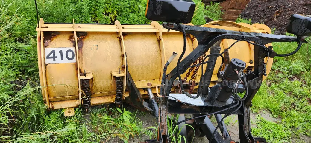 SNOW PLOW