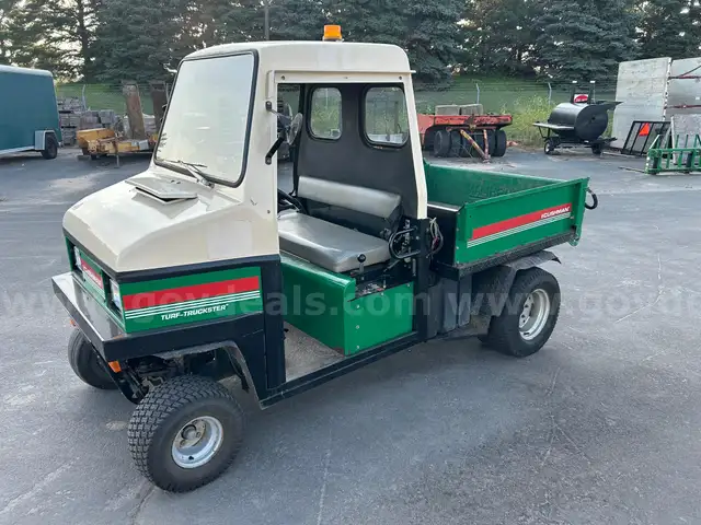 1997 Cushman Truckster Turf Chassis 898632B ** LOW Hours **