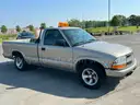 2002 Chevrolet S10 Pickup LS Long Bed 2WD