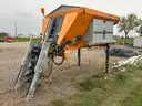 Epoke salt spreader