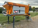 Epoke salt spreader