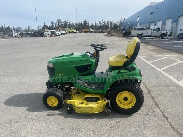 2015 John Deere X734 AWS