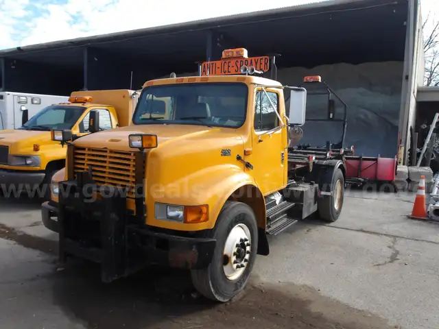 2001 International 4900