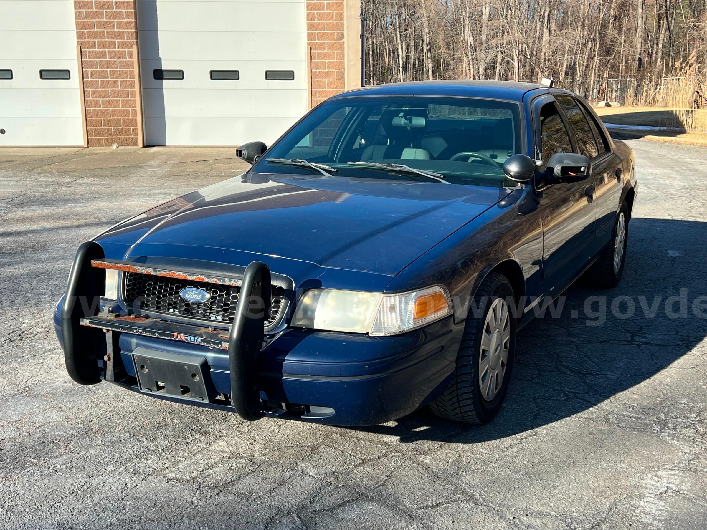 2010 Ford Crown Victoria | GovDeals