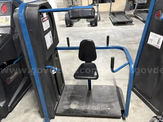 Nautilus 4-Way Neck Machine