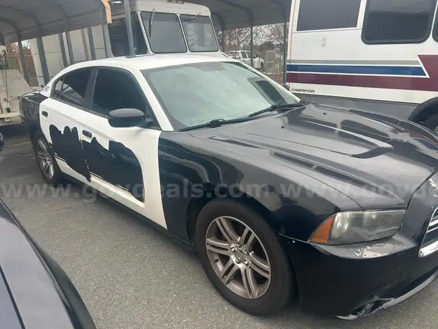 TAG #48340 2013 DODGE CHARGER #127