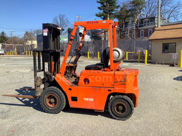 1985 Clark propane forklift | GovDeals