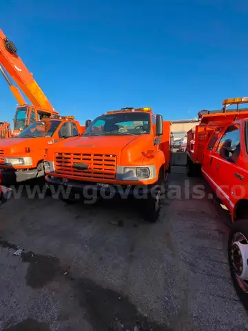 2007 CHEVY C4500 4WHEEL DRIVE ROAD SERVICE TRUCK
