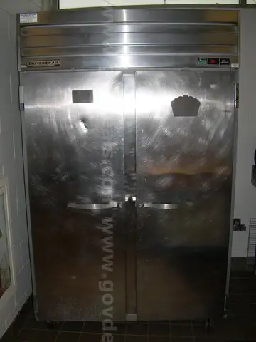 Reach In Refrigerator