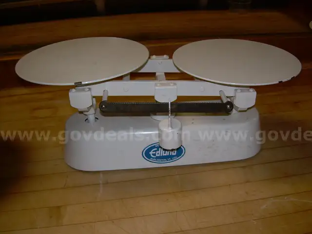 Balance scale