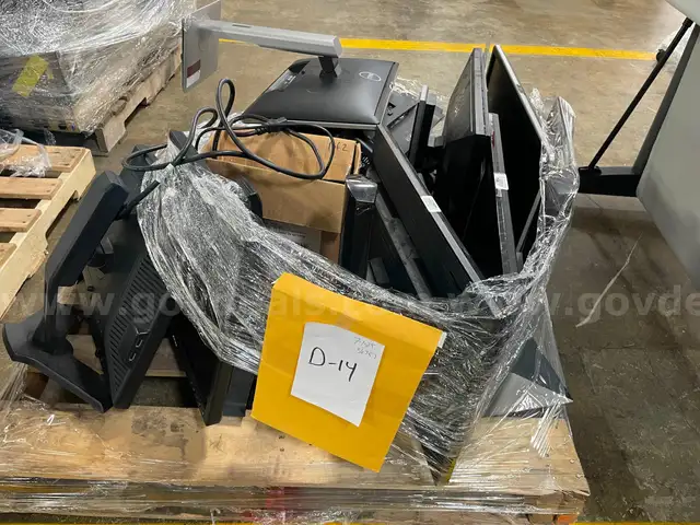 Lot of Various PC Monitors