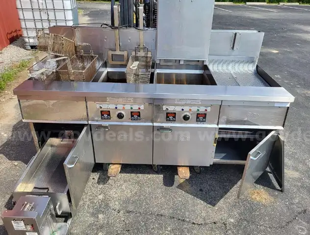 Keating Double Fryer, Model 18 IFMBL